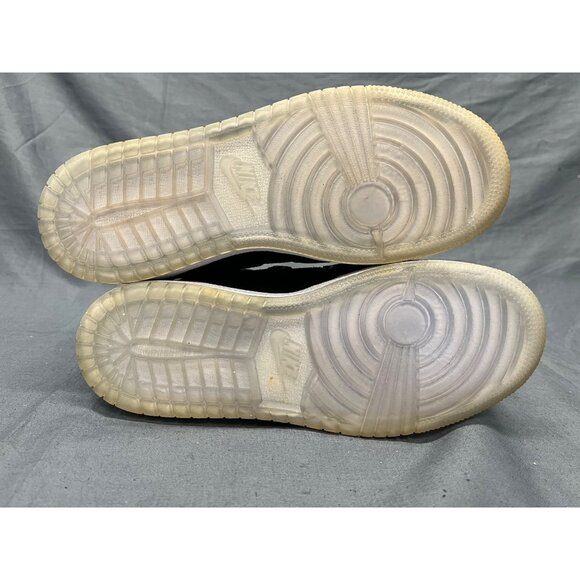 Nike Boys Jordan 1 Retro High (GS) 2016 Heiress Black Suede Size 4 NEW NO BOX! - Picture 11 of 11